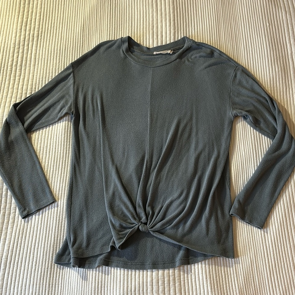 Lizard Thicket • Tied Shirt • Blue-Gray • Size Women’s Medium